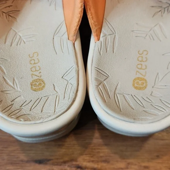 BZees LifeStride Smile Orange Wedge Slide Sandals - Picture 4 of 8